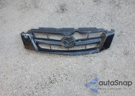 2005 Mazda Tribute S z USA, uszkodzony, nr VIN 4F2YZ04135KM00884